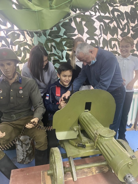 Экскурсия в Музее Боевой Славы Краснознаменной 28 армии во Дворце детского творчества